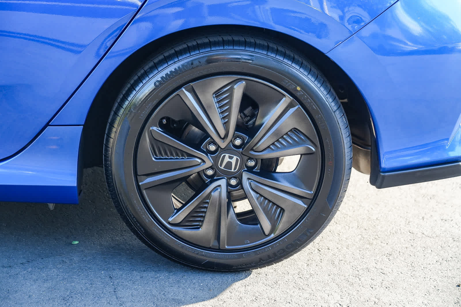 Used 2018 Honda Civic EX image 10