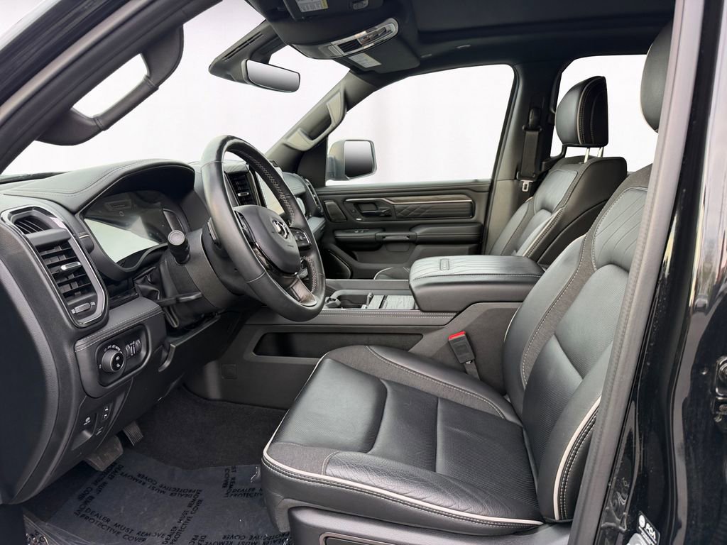 Used 2025 RAM 1500 Limited image 9