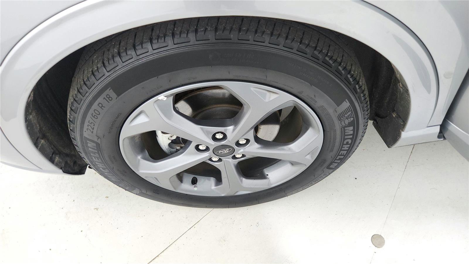 Used 2024 Ford Escape ST-Line image 27