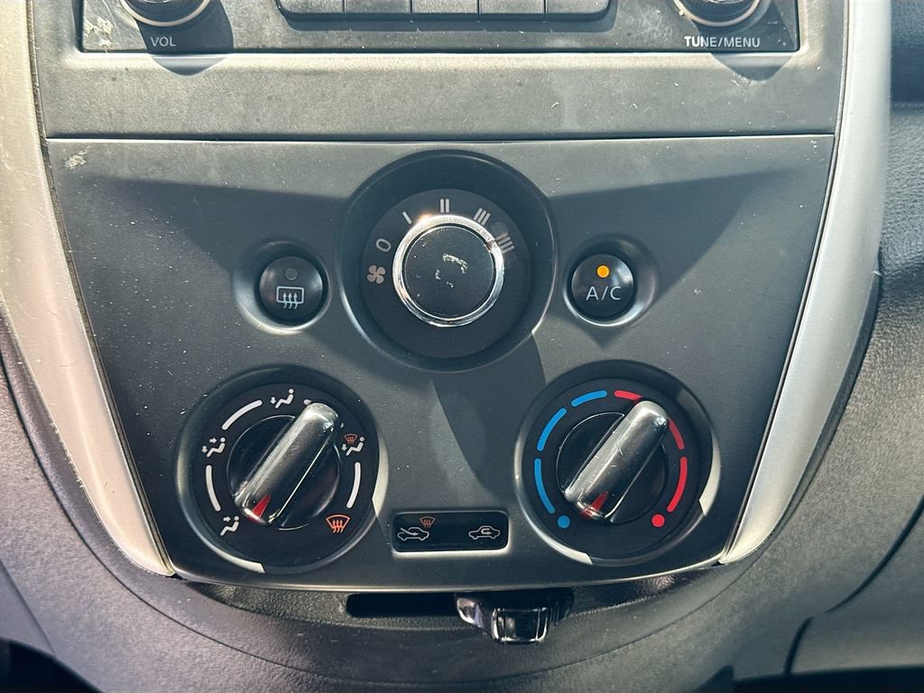 Used 2018 Nissan Versa SV FWD image 14