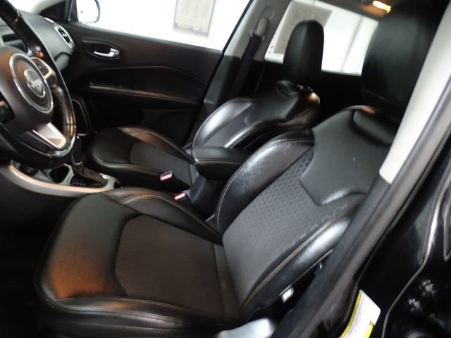 Used 2020 Jeep Compass Latitude w/ Cold Weather Group image 2