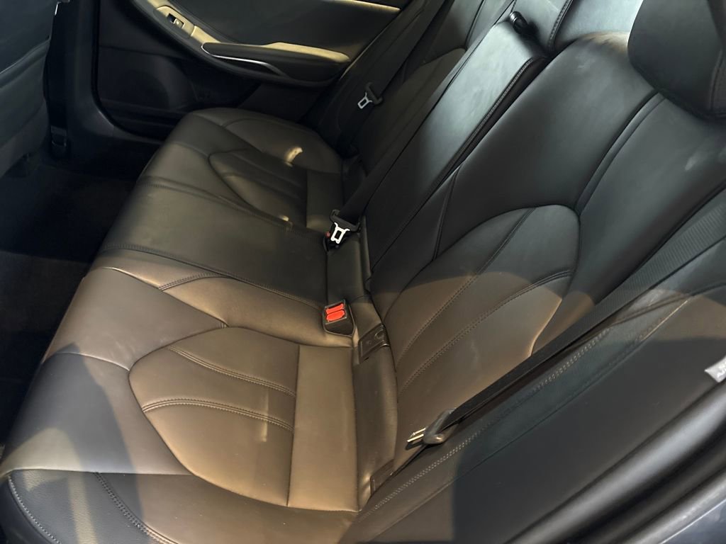 Used 2019 Toyota Avalon XLE w/ Moonroof Package image 10