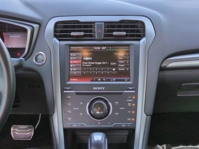 Used 2015 Ford Fusion Titanium image 18