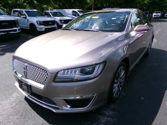 Used 2020 Lincoln MKZ AWD w/ Convenience Package image 4