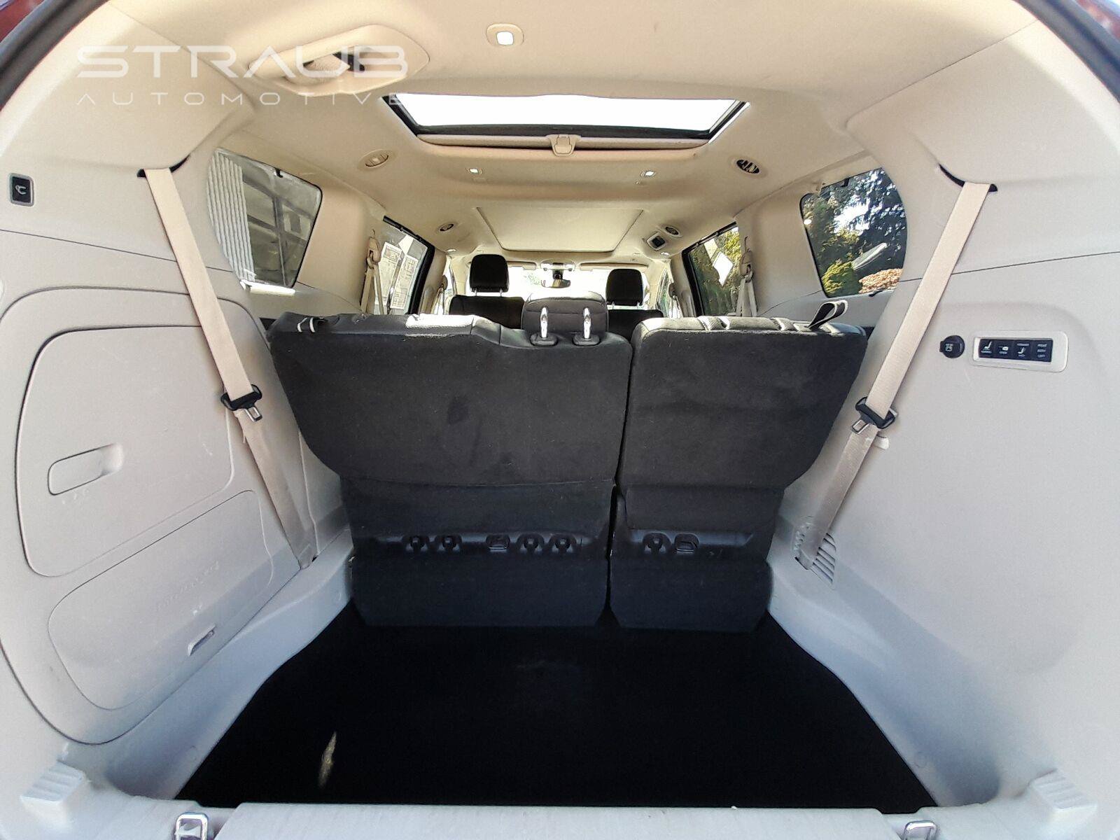 Used 2019 Chrysler Pacifica Limited FWD image 57