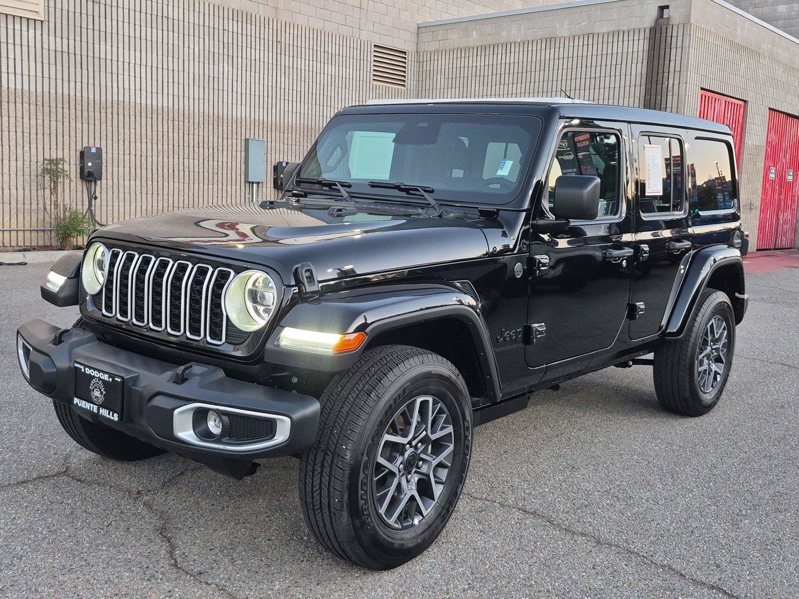 Certified 2026 Jeep Wrangler Unlimited Sahara AWD/4WD image 4