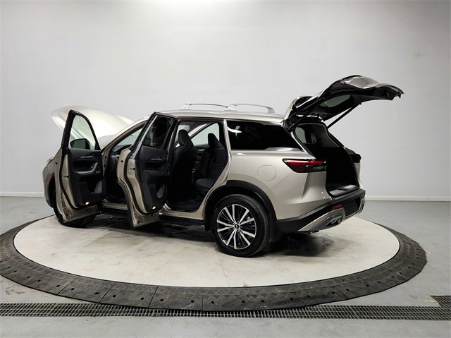 Used 2025 INFINITI QX60 Sensory image 13