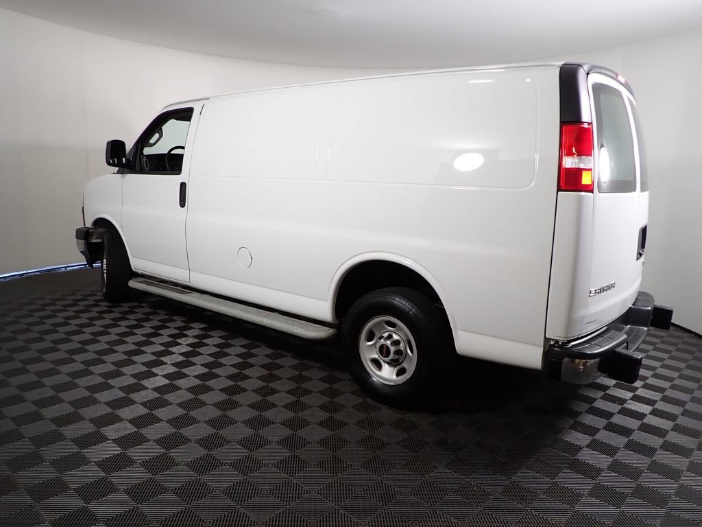 Used 2024 GMC Savana 2500 w/ Driver Convenience Package RWD image 11