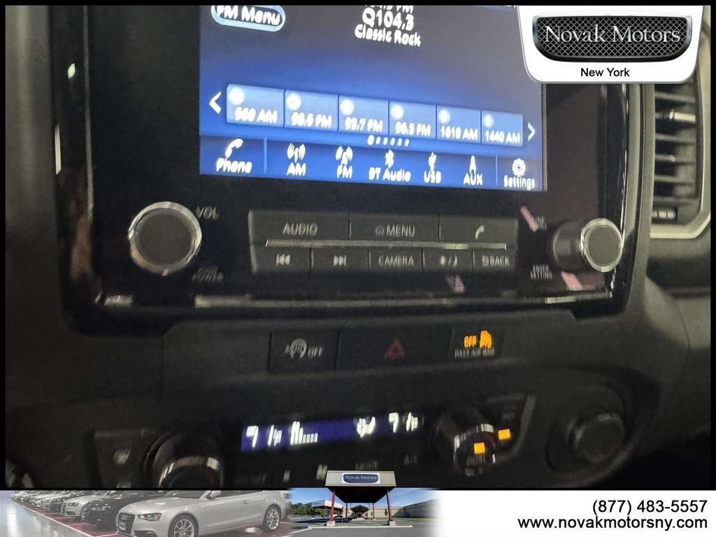 Used 2023 Nissan Frontier SV w/ SV Premium Package AWD/4WD image 22