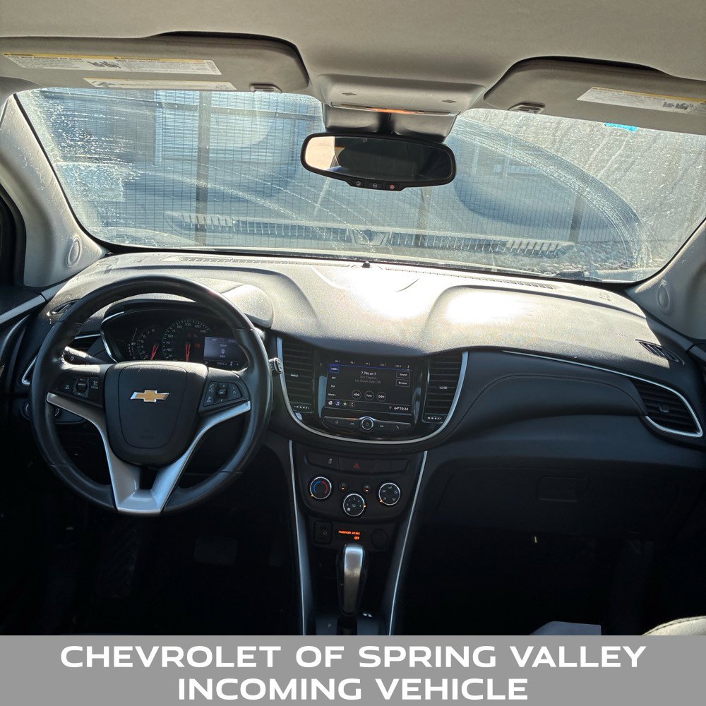 Used 2020 Chevrolet Trax LT w/ LT Convenience Package FWD image 12