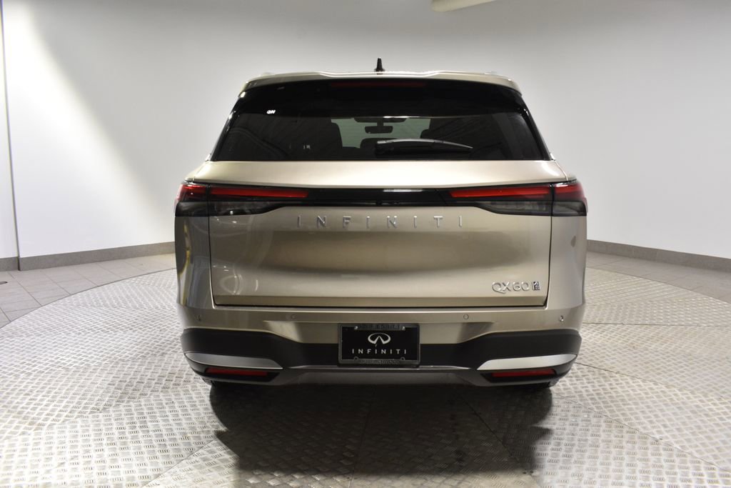 New 2026 INFINITI QX60 Luxe w/ Family Package image 4