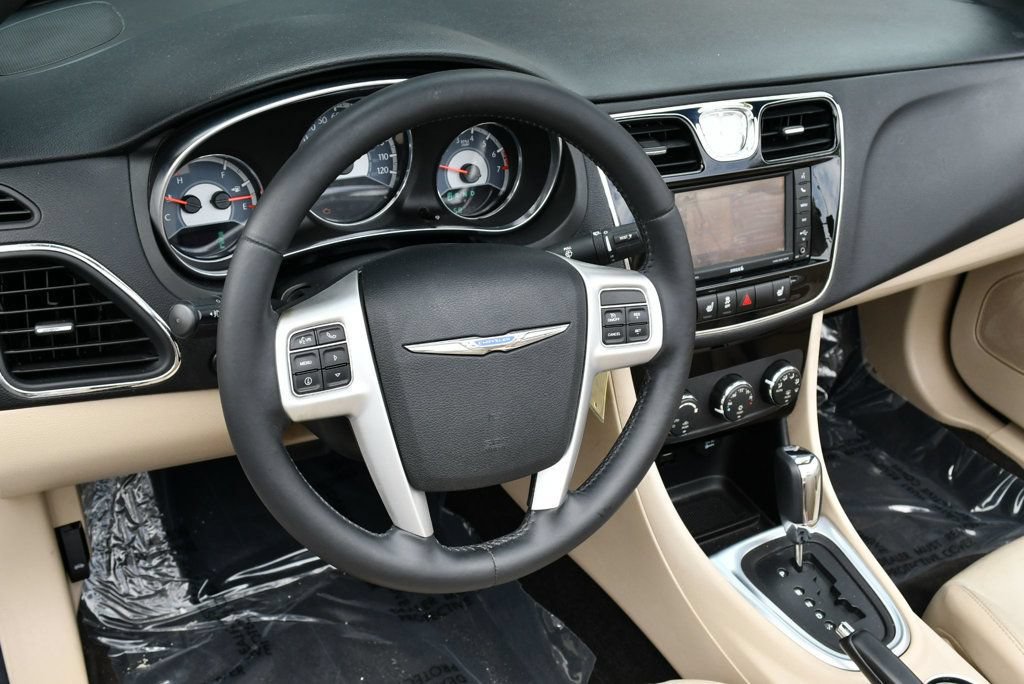 Used 2012 Chrysler 200 Limited FWD image 54