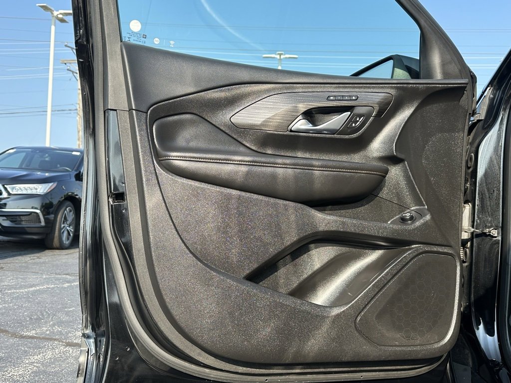 Used 2019 GMC Terrain SLT w/ Preferred Package image 13