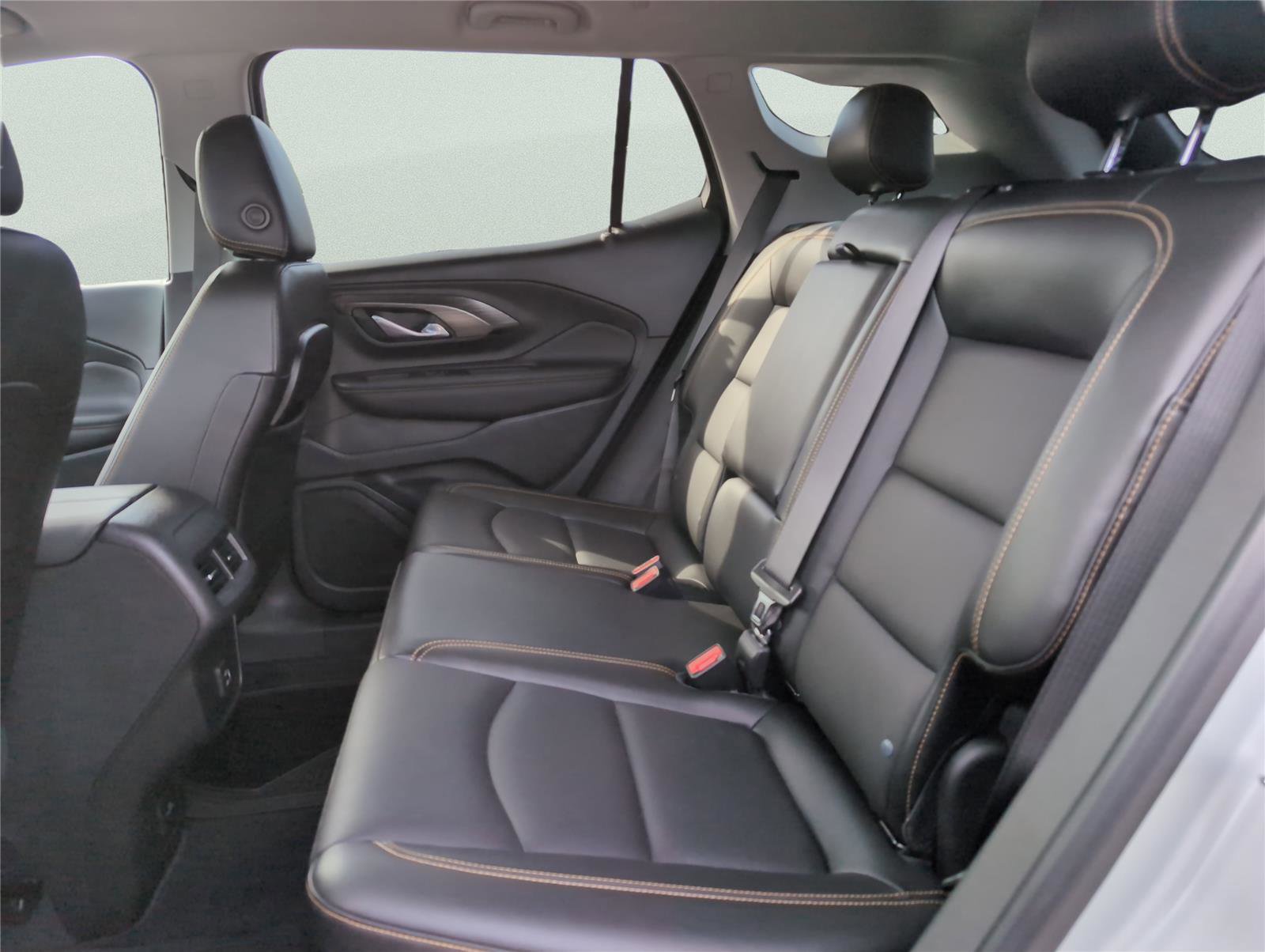 Used 2021 GMC Terrain SLT image 27