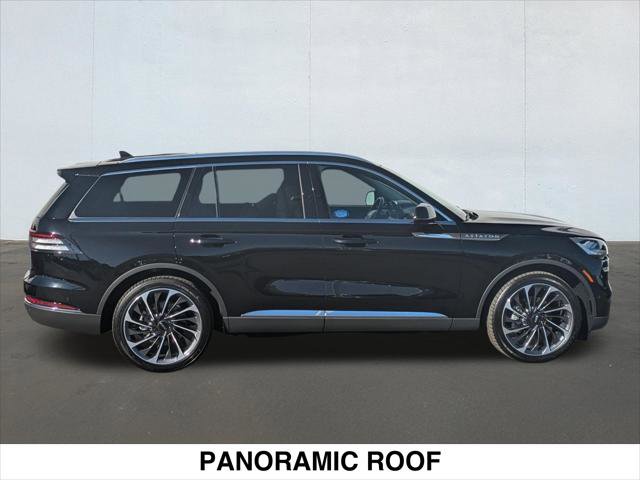 Used 2023 Lincoln Aviator Reserve w/ Equipment Group 201A AWD/4WD image 6