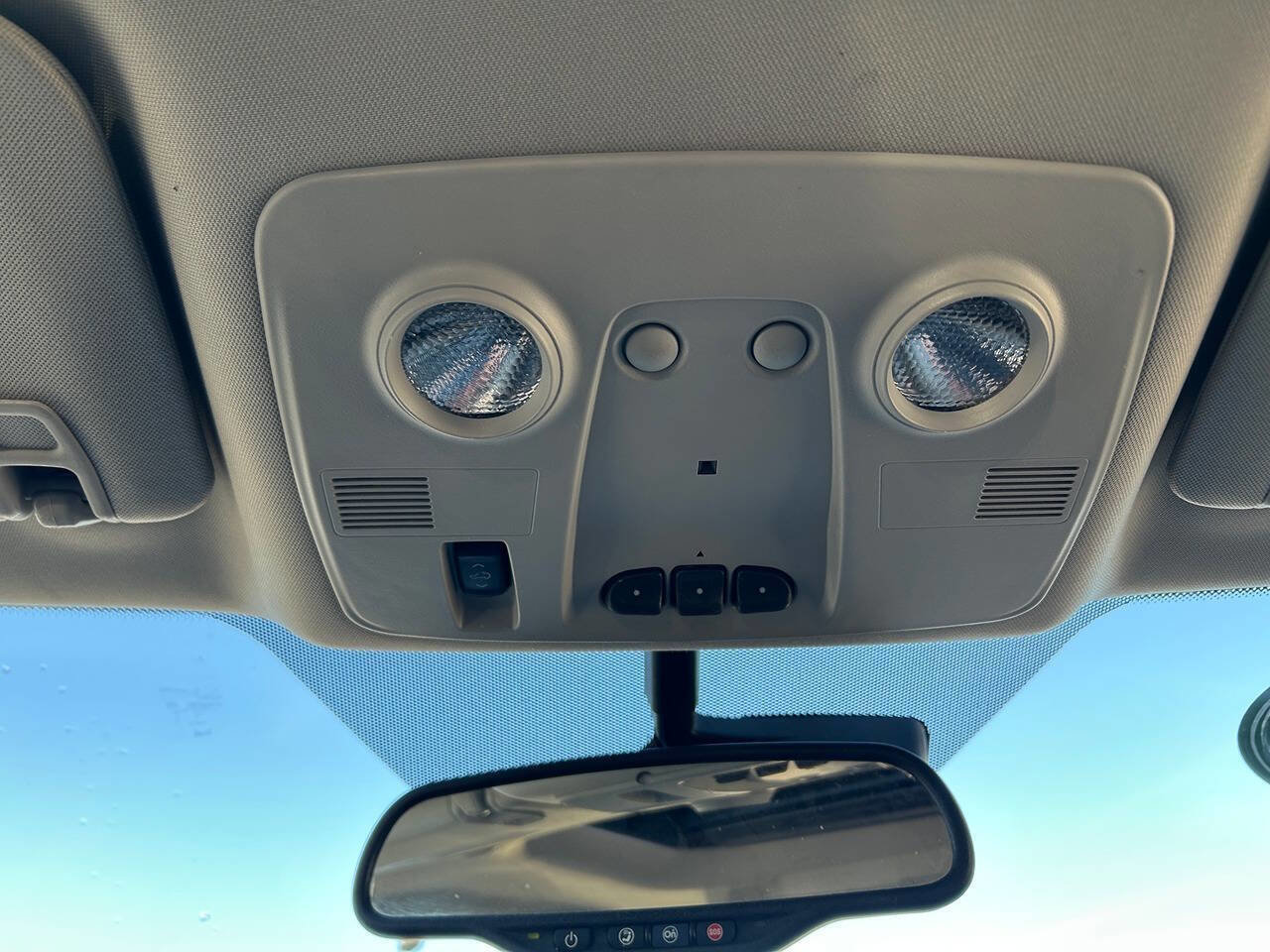 Used 2015 GMC Acadia SLT w/ Open Road Package image 18