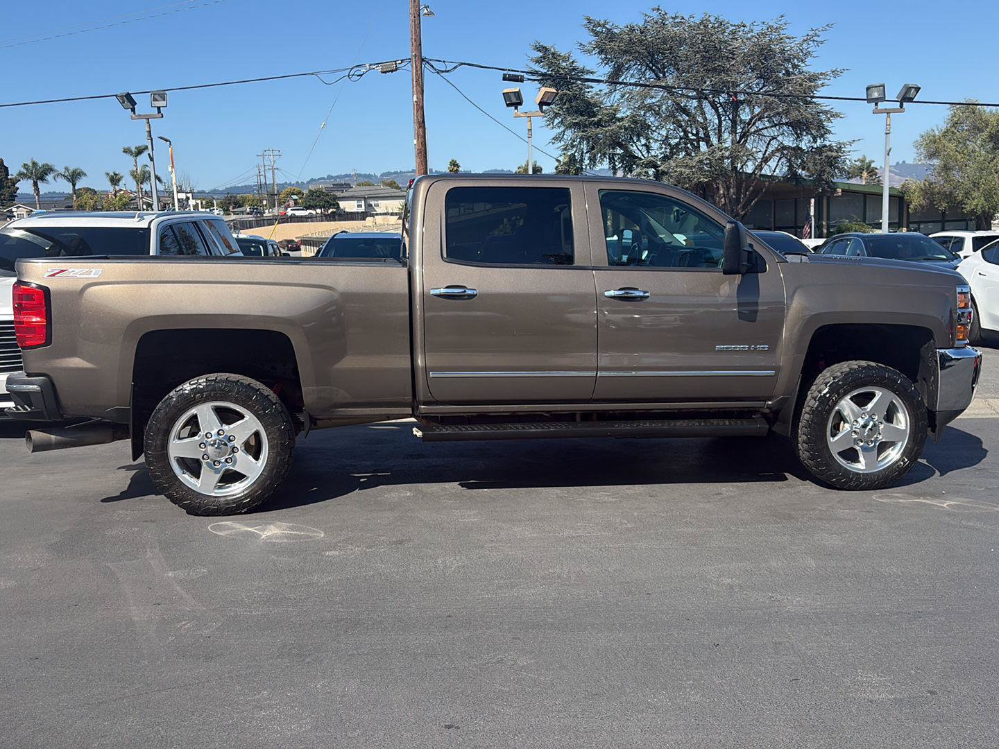 Used 2015 Chevrolet Silverado 2500 LTZ w/ Duramax Plus Package AWD/4WD image 4