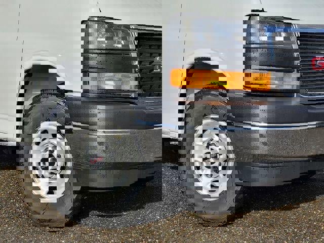 New 2024 GMC Savana 3500 w/ Power Convenience Package image 3