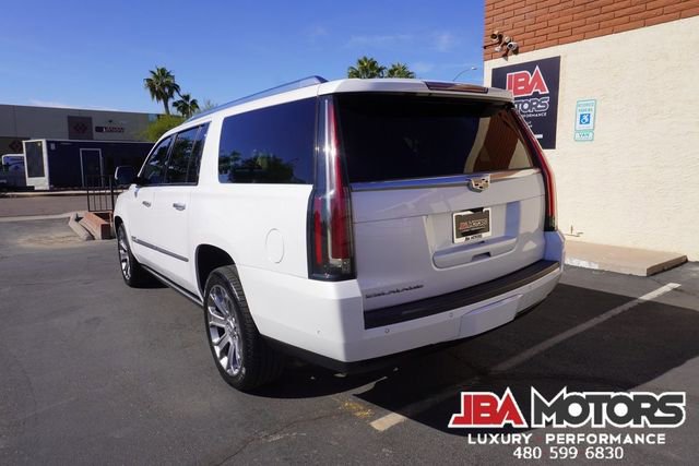 Used 2020 Cadillac Escalade ESV Platinum image 28
