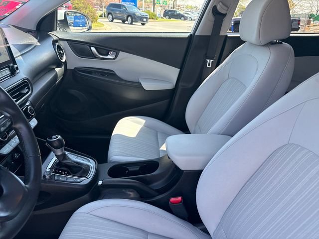 Certified 2023 Hyundai Kona SEL w/ Convenience Package AWD/4WD image 13
