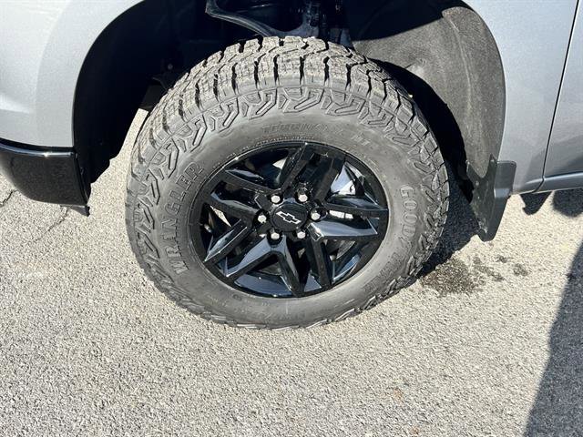 New 2026 Chevrolet Silverado 1500 Custom Trail Boss w/ Dark Appearance Package image 10
