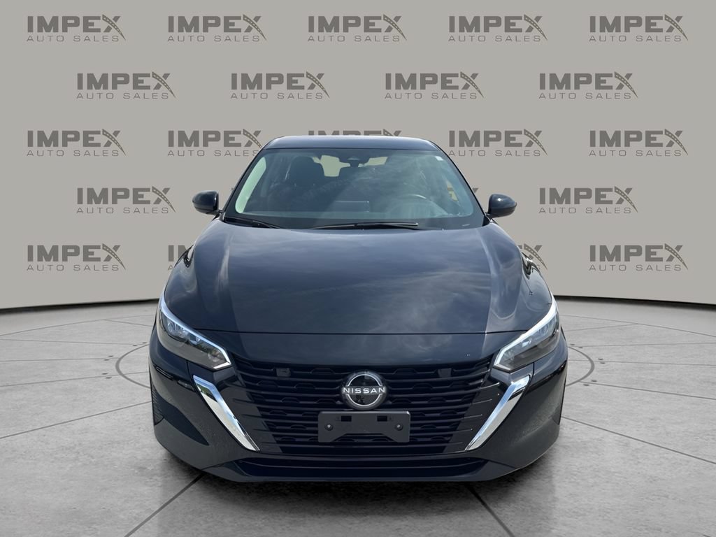 Used 2025 Nissan Sentra SV FWD image 8