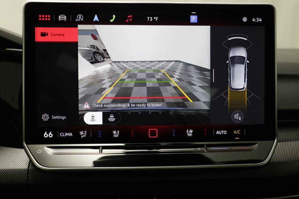 New 2026 Volkswagen GTI SE FWD image 11
