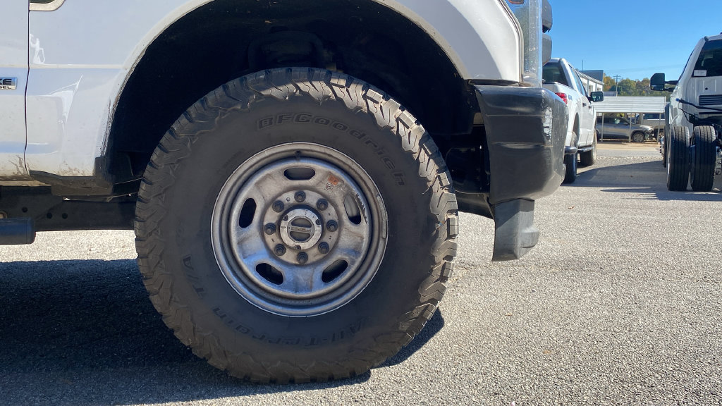 Used 2019 Ford F250 XL AWD/4WD image 10