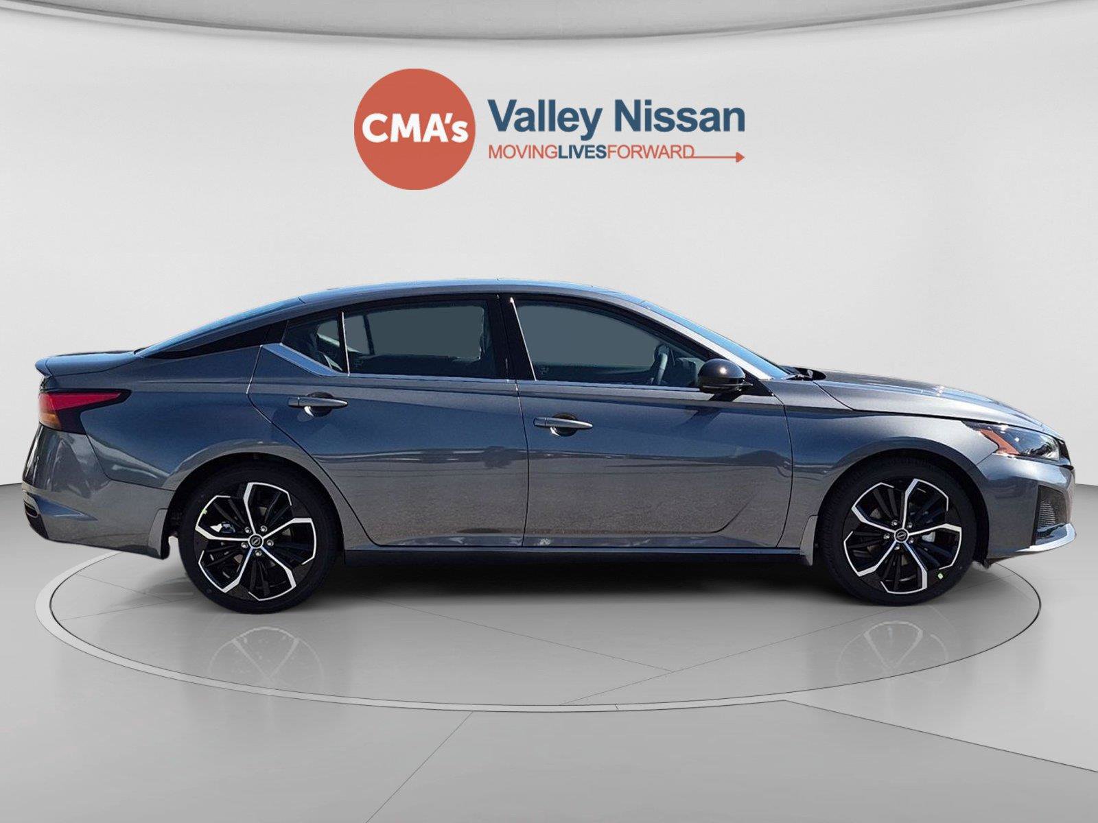 New 2026 Nissan Altima 2.5 SR w/ SR Premium Package FWD image 6