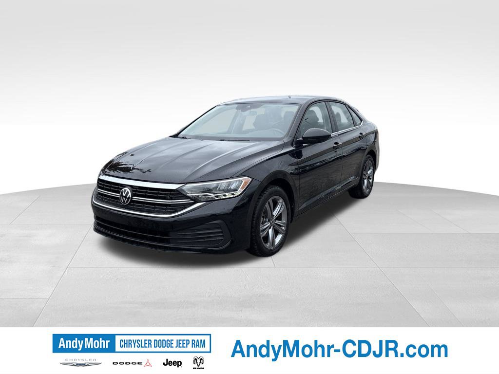 Used 2024 Volkswagen Jetta SE FWD image 3