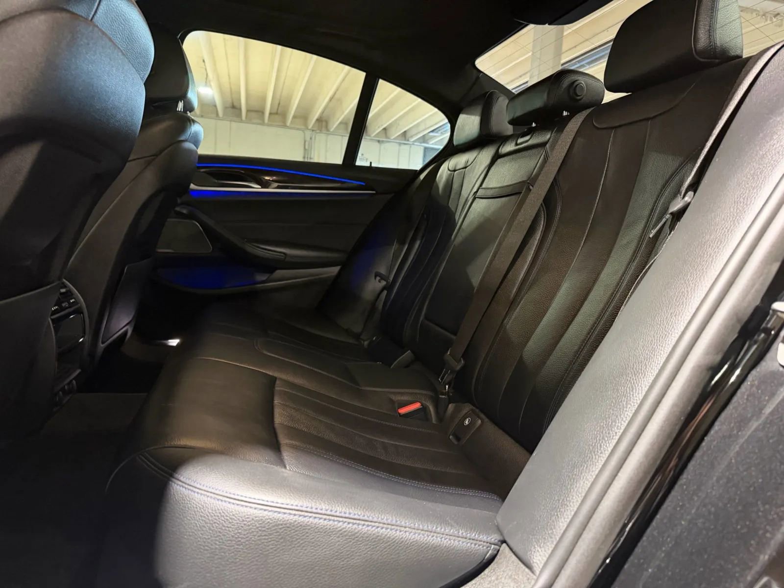 Used 2018 BMW 540i xDrive AWD/4WD image 12