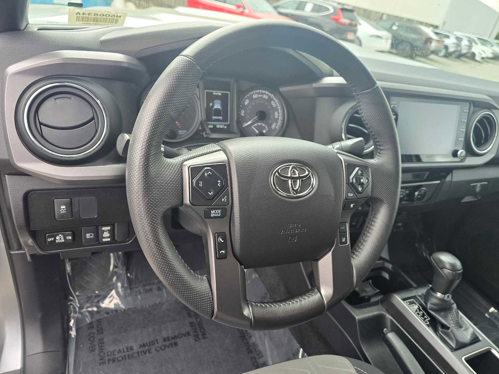 Used 2022 Toyota Tacoma TRD Sport w/ Technology Package image 24