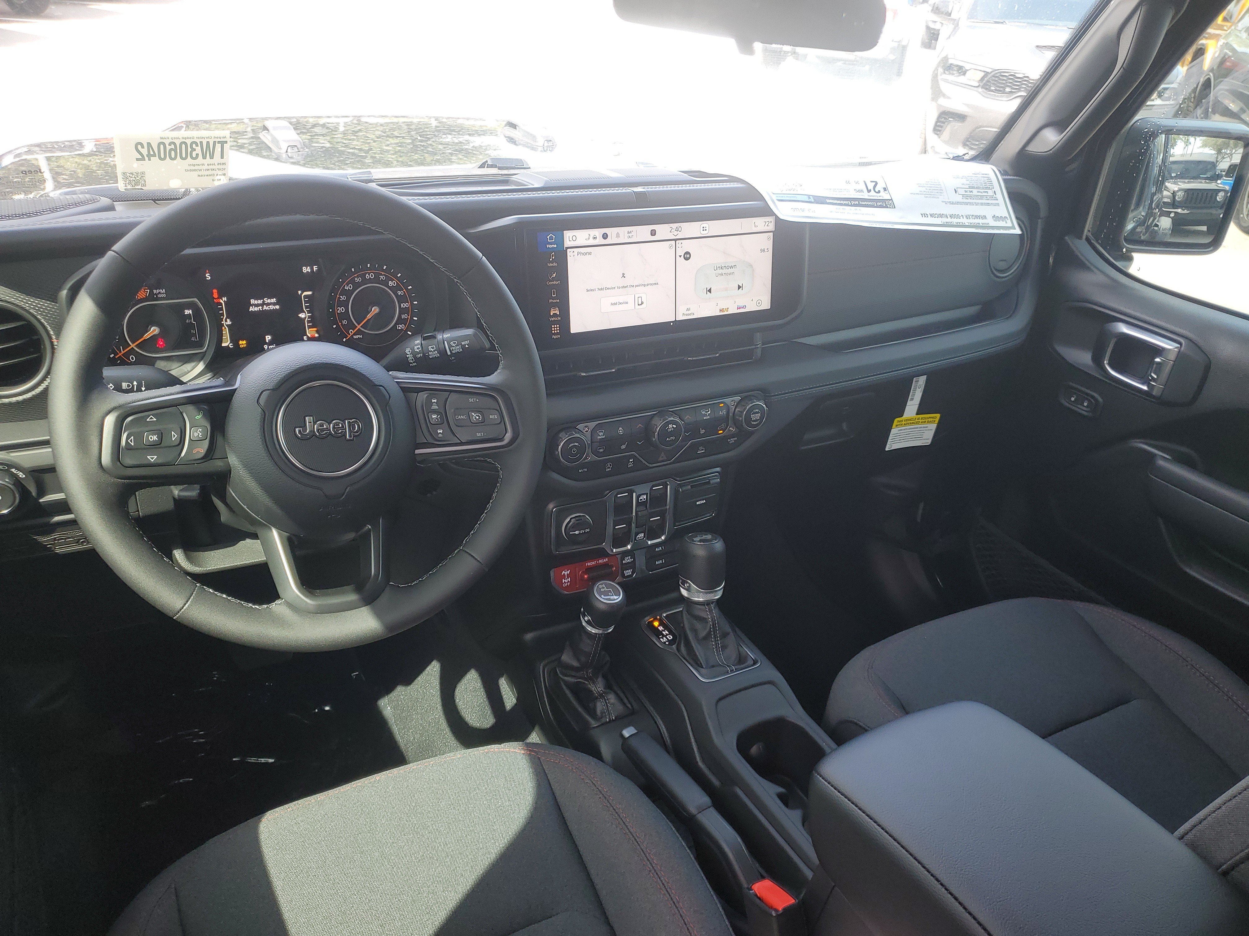 New 2026 Jeep Wrangler Unlimited Rubicon AWD/4WD image 9
