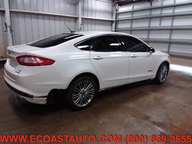 Used 2014 Ford Fusion SE w/ Equipment Group 502A image 2