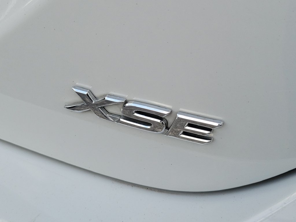 Used 2024 Toyota Camry XSE FWD image 15