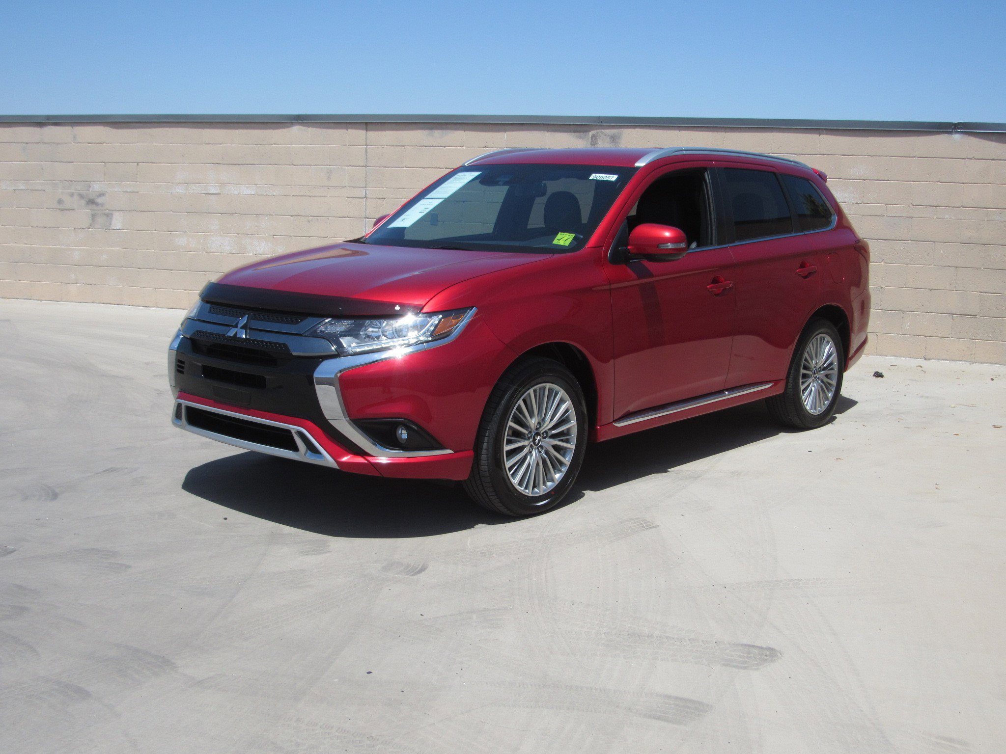 Used 2020 Mitsubishi Outlander SEL image 1