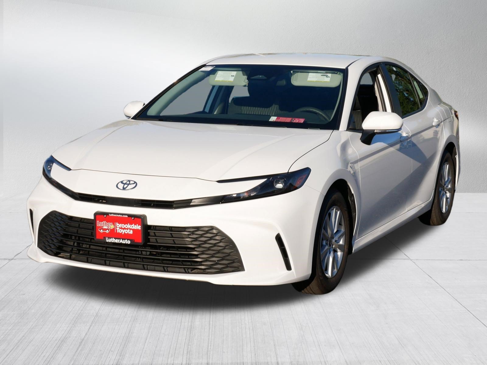 Used 2026 Toyota Camry LE FWD image 2