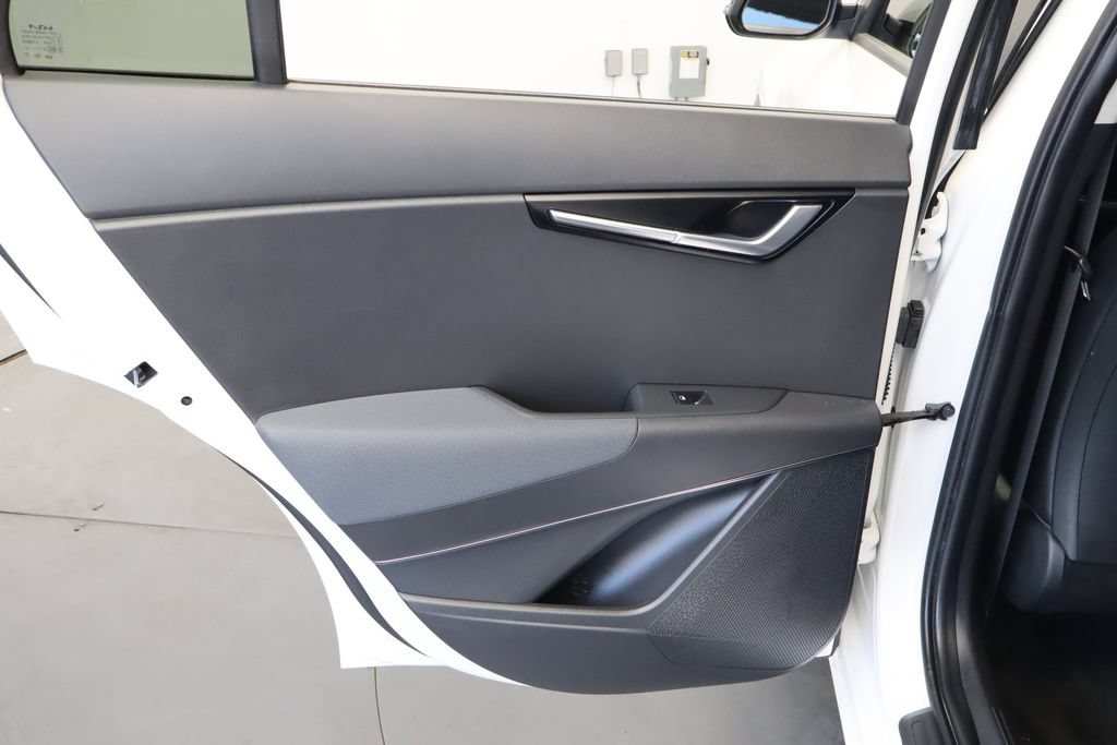 Used 2023 Kia Niro EX FWD image 36
