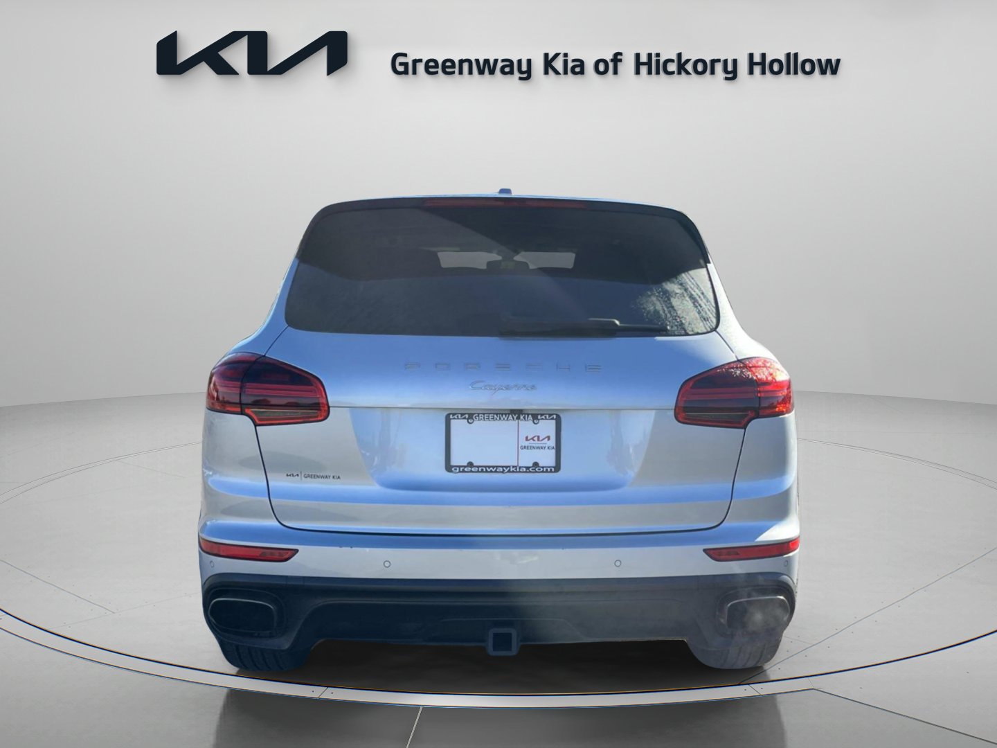 Used 2017 Porsche Cayenne Platinum Edition image 6