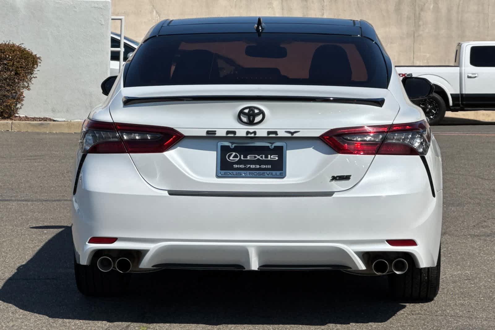 Used 2023 Toyota Camry XSE FWD image 8