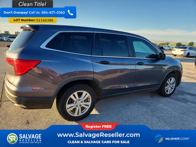 Used 2017 Honda Pilot LX image 4