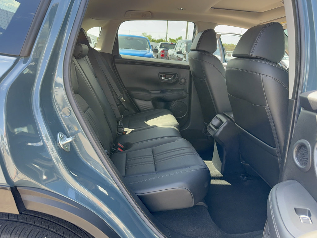 Used 2023 Honda HR-V EX-L image 14