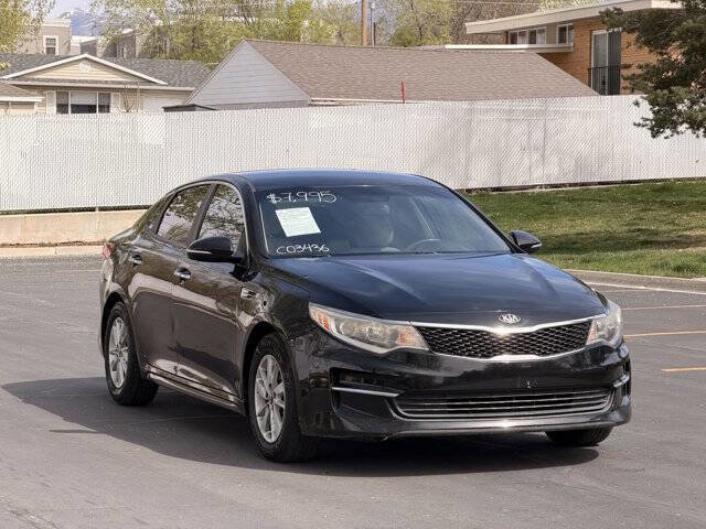 Used 2018 Kia Optima LX image 2