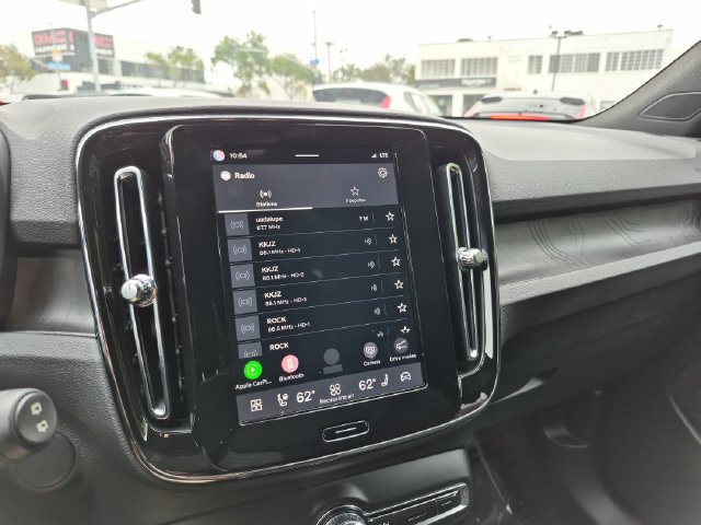 Certified 2024 Volvo XC40 Recharge Ultimate w/ Protection Package Premier RWD image 21