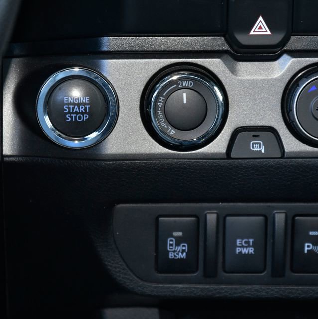 Used 2022 Toyota Tacoma TRD Sport image 24