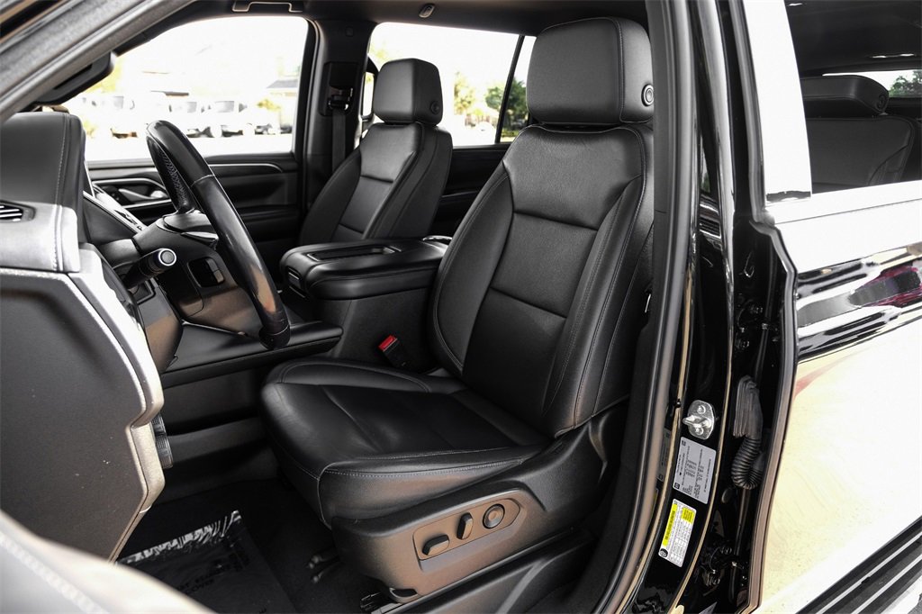 Used 2022 Chevrolet Suburban LT image 32