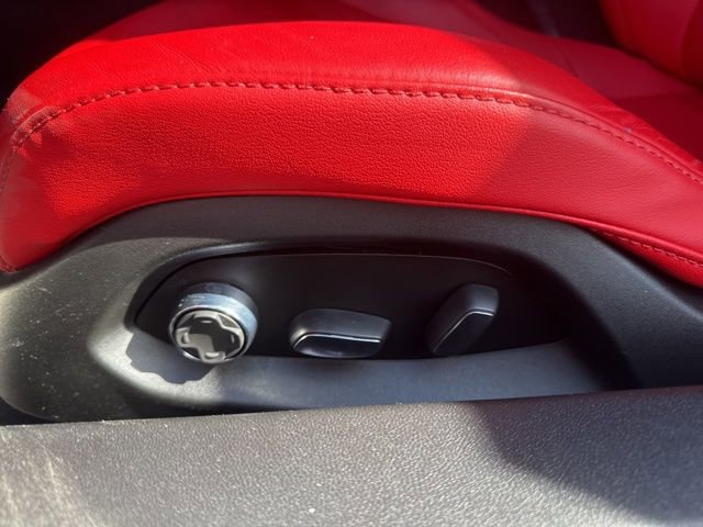 Used 2024 Chevrolet Corvette Stingray Premium Cpe w/ Z51 Performance Package RWD image 16