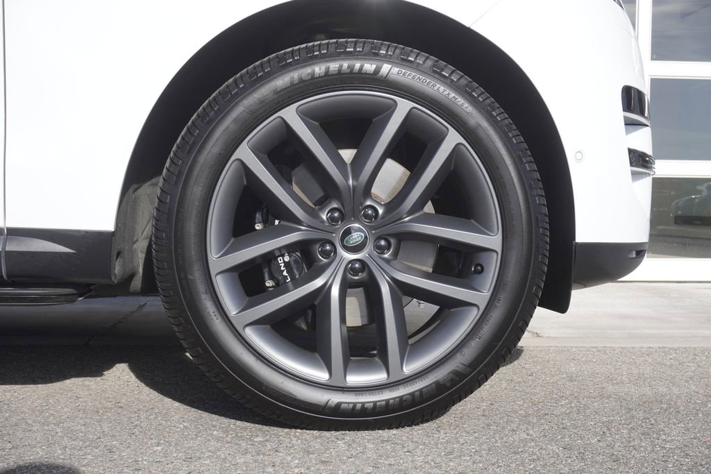 Used 2023 Land Rover Range Rover Sport SE image 35