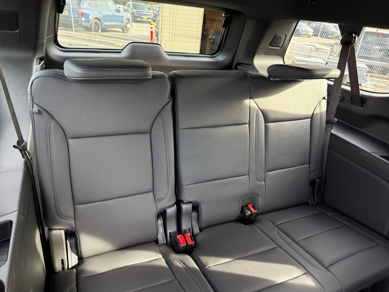 New 2026 Chevrolet Suburban Z71 image 21