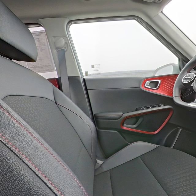 Used 2024 Kia Soul GT-Line w/ Option Group 020 image 33
